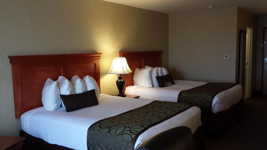 Best Western Plus Kennewick Inn Екстериор снимка